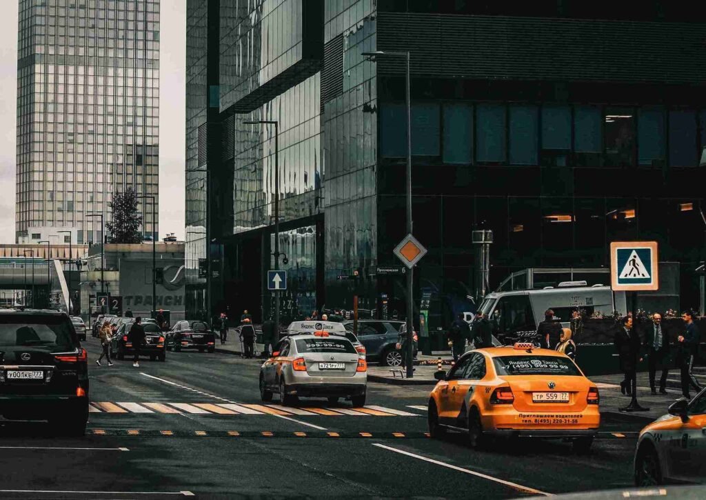 Advanced Airport Taxi Booking Strategies for Stress-Free Heathrow Travel from Shepperton